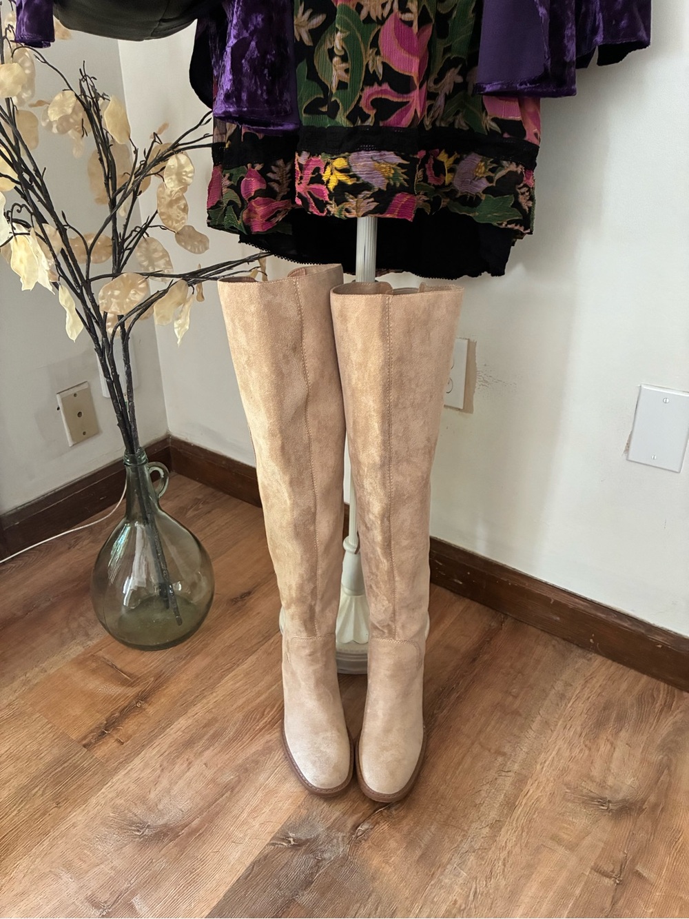 Knee High Light Tan Suede Boots Size 7.5